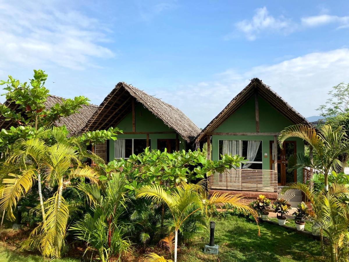 Akasa Goa Hotel ปาโลเลม ภายนอก รูปภาพ