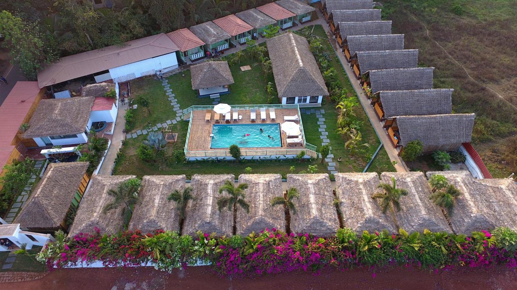 Akasa Goa Hotel ปาโลเลม ภายนอก รูปภาพ